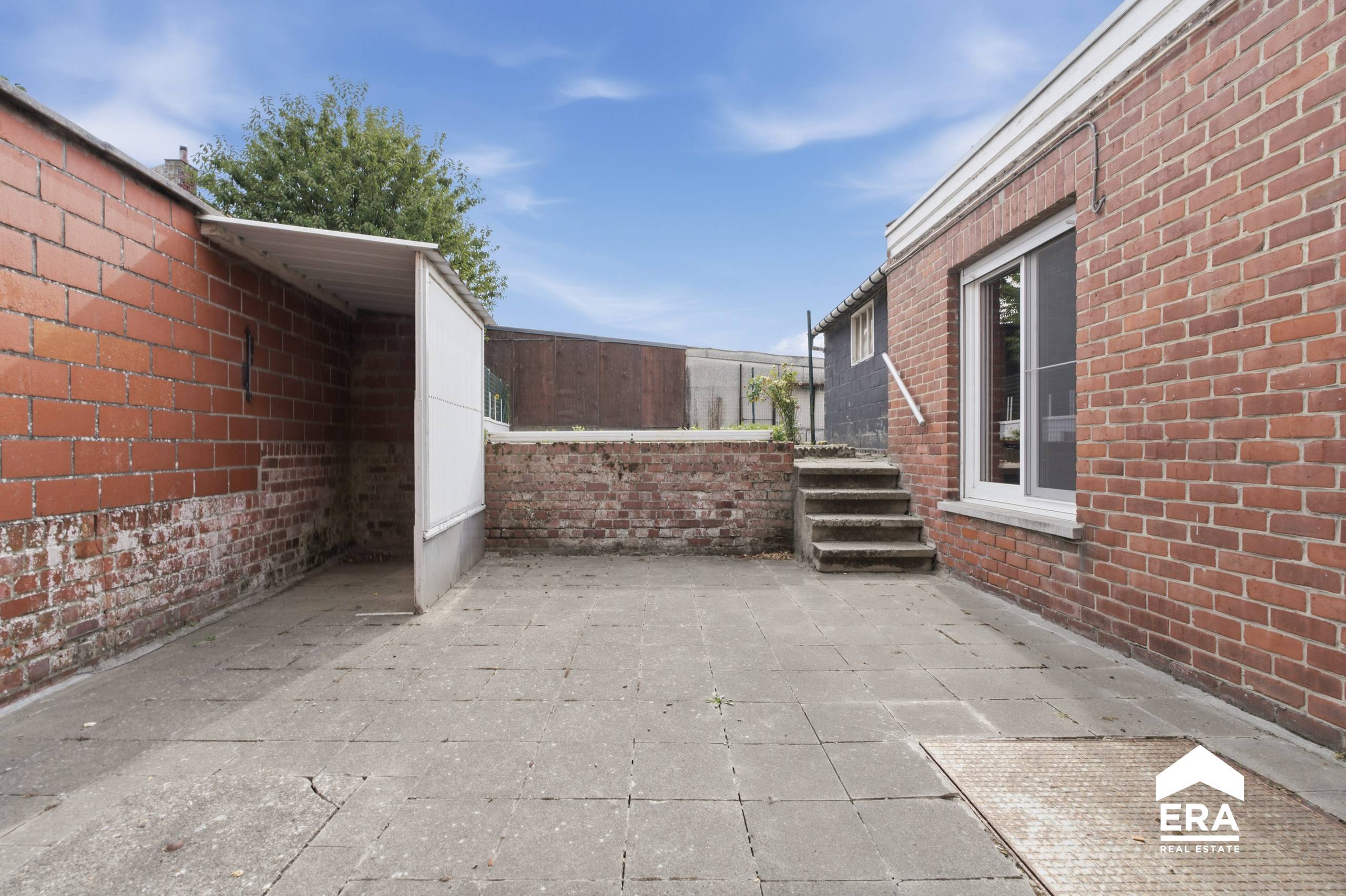 Kloeke woning met drie slaapkamers en tuin in Abele - foto 4