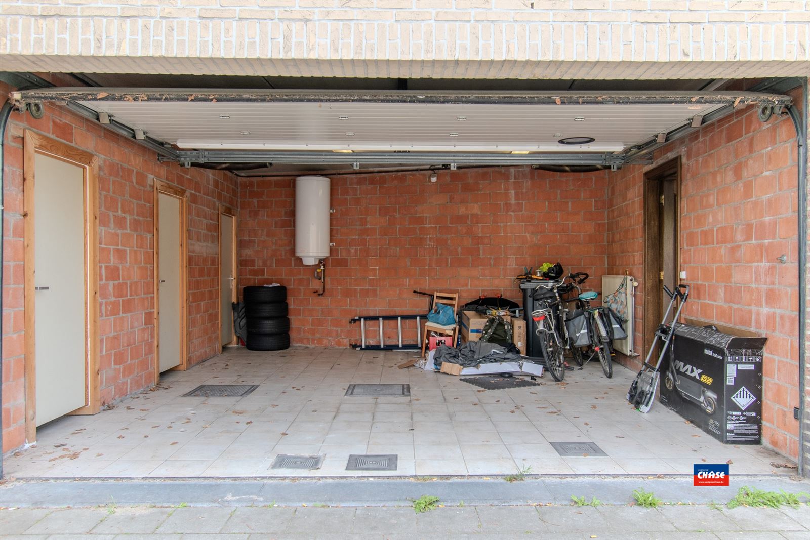 Appartement met 1 slaapkamer, terras en garage - foto 2