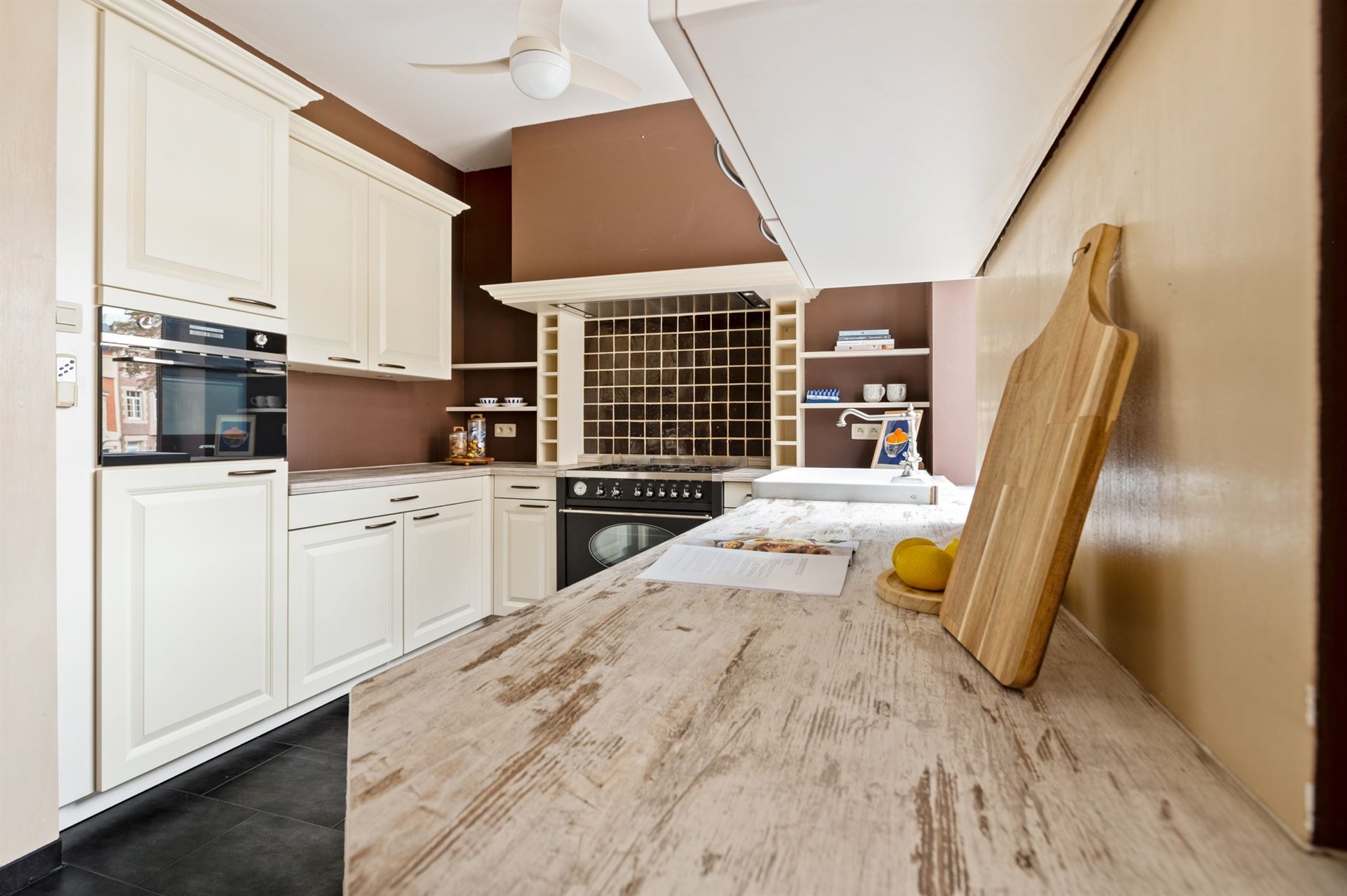 Karaktervolle bel-etagewoning met garage - foto 5