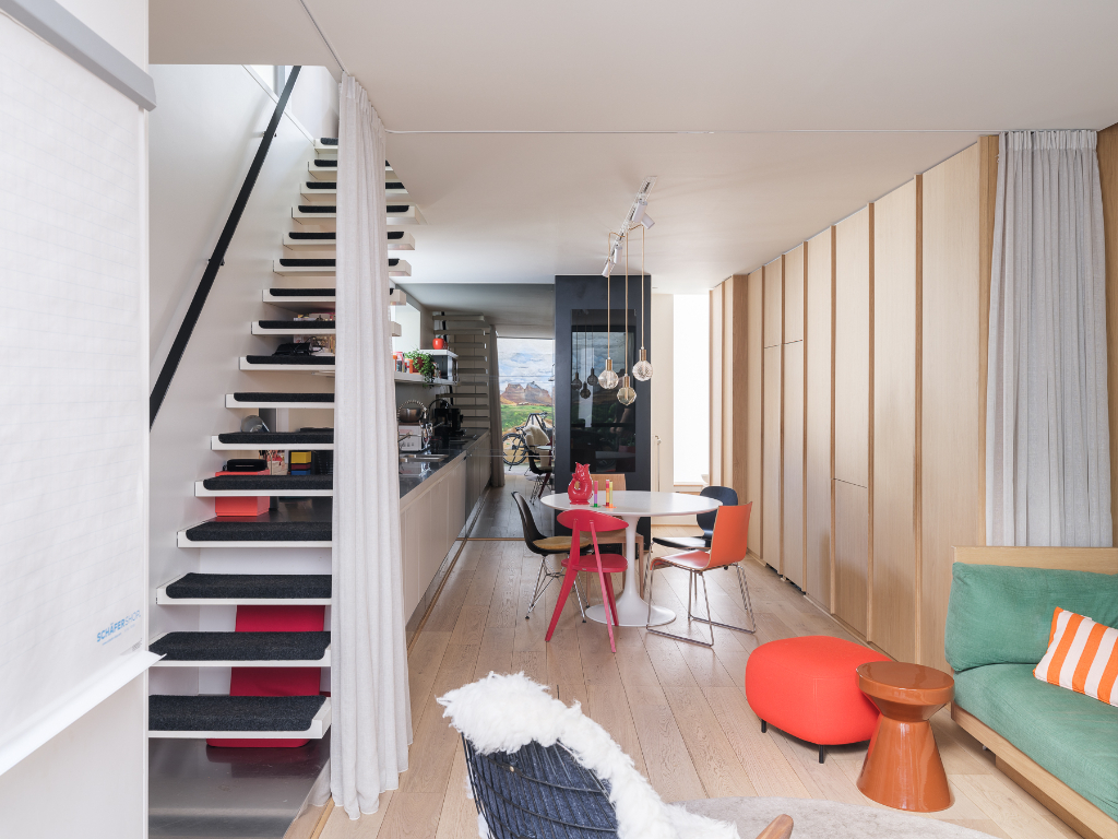 Une maison d’angle architecturale offrant une spatialité exceptionnelle, deux chambres et deux espaces extérieurs. - photo 4