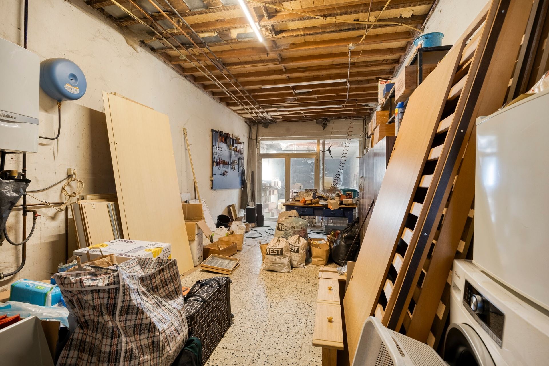 Woning met magazijn en veel mogelijkheden - foto 3