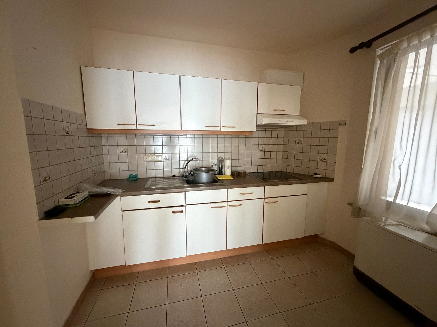 Gelijkvloers appartement in bruisende centrum van Sleidinge - foto 4