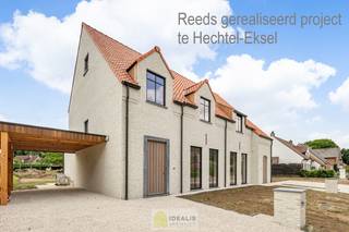 EEN RUSTIGE LIGGING MET ALLE VOORZIENINGEN IN DE BUURT<br />In de aangename en rustig gelegen Graanstraat 34 te Hamont realiseren wij prachtige en verzorgde nieuwbouwwoningen. Deze woning betreft een halfopen bebouwingen, gelegen op een mooi perceel van 5a 48ca. Dankzij de gunstige ligging bevinden<br />scholen, winkels, het station en openbaar vervoer zich op korte afstand, wat zorgt voor een vlotte bereikbaarheid en een praktisch dagelijks leven.<br /> <br />KWALITATIEVE ARCHITECTUUR IN MODERNE PASTORIJSTIJL<br />De woningen worden gebouwd in een moderne pastorijstijl met subtiele klassieke accenten. Kenmerkend zijn de ruime aluminium ramen die voor veel natuurlijke lichtinval zorgen, houten voordeuren en sierluiken die de warme uitstraling versterken, en gevels die fraai worden afgewerkt met voorgekaleide gevelsteen. Zo ontstaat een tijdloos en verzorgd geheel dat aansluit in de omgeving en toch op zichzelf staat.<br /> <br />DUURZAME MATERIALEN EN ENERGIEZUINIGE TECHNIEKEN<br />Er wordt uitsluitend gebruik gemaakt van duurzame en onderhoudsvriendelijke materialen. Daarnaast worden de woningen standaard uitgerust met de nieuwste energiezuinige technieken, waaronder een warmtepomp, Ventilatie systeem D (balansventilatie met warmterecuperatie), vloerverwarming en zonnepanelen. Dankzij deze voorzieningen geniet u van een optimaal binnenklimaat en blijven de energiekosten beperkt, nu én in de toekomst.<br /> <br />DOORDACHTE INDELING EN HOOG WOONCOMFORT<br />De woningen beschikken over een praktische en functionele indeling, afgestemd op het moderne gezinsleven. Ruime leefruimtes, voldoende berg- en opbergruimte, een open keuken, comfortabele slaapkamers en een aangename tuin maken van elke woning een plek waar het heerlijk wonen is.<br /><br />Grondaandeel: € 140.000,00<br />Constructiewaarde: € 271.500,00<br />Prijs inclusief BTW en registratierechten: € 485.315,00