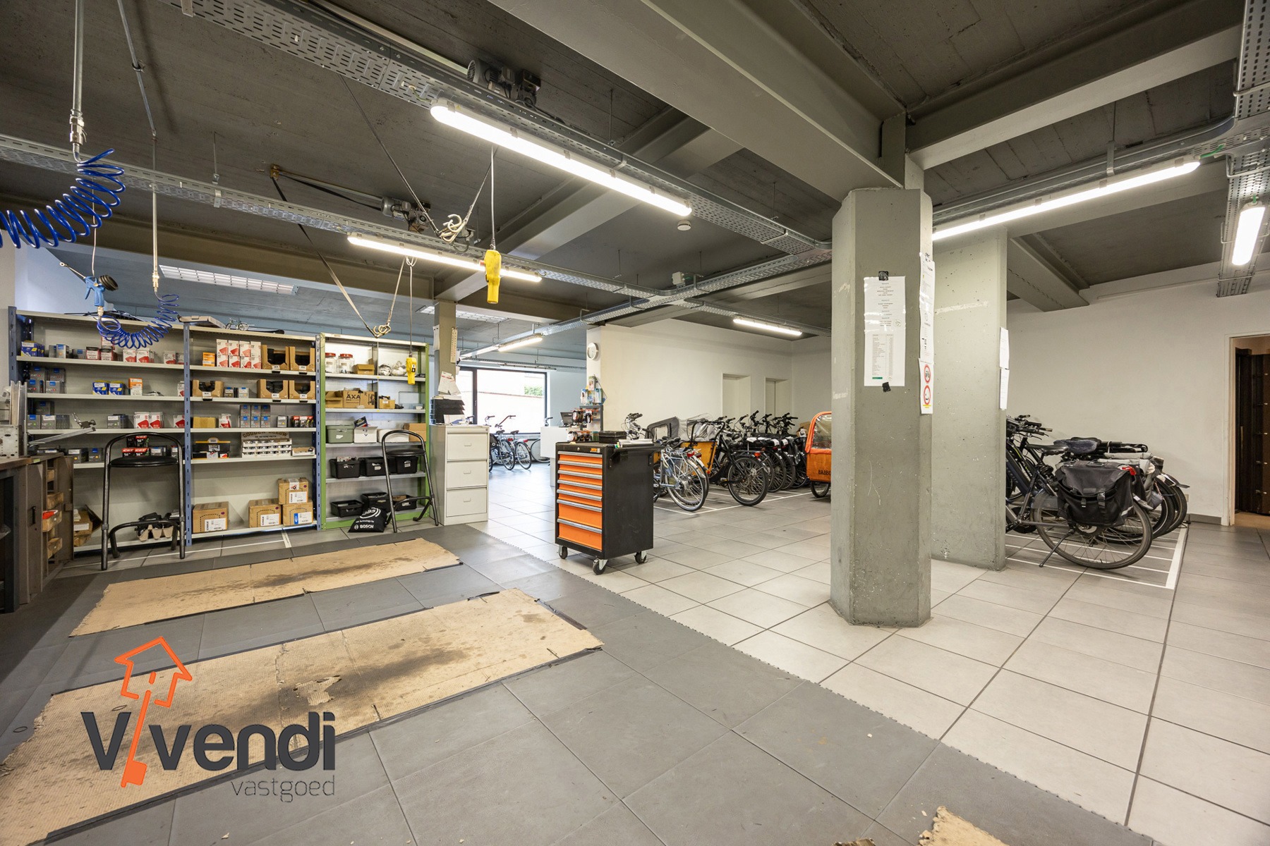 Commercial à louer à Turnhout - photo 5