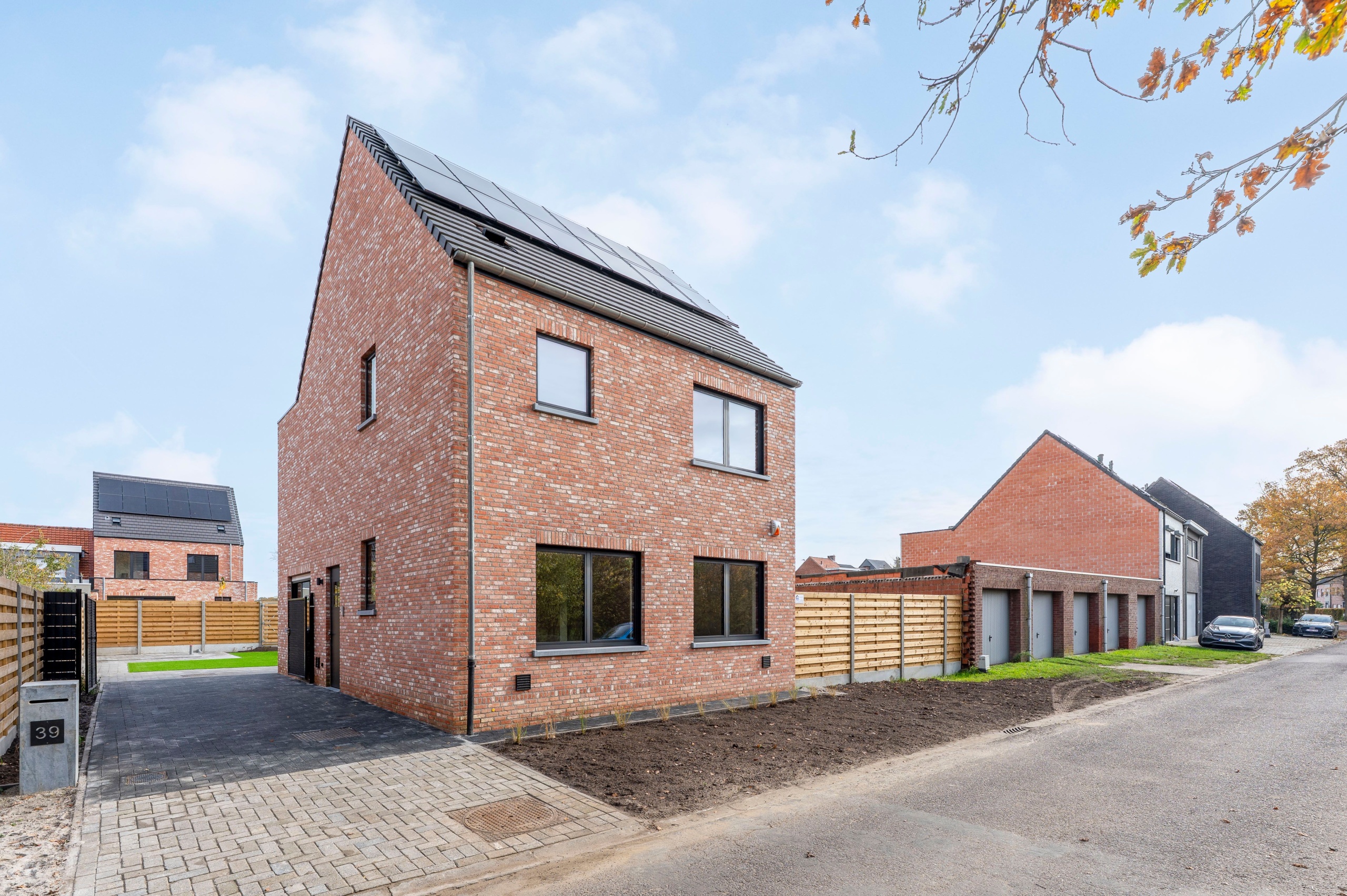 House for rent in Kapellen with 4 bedrooms - photo 1