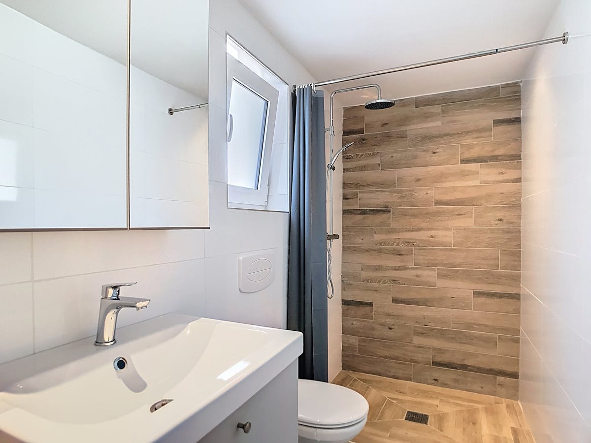 Gerenoveerde woning met 2 slaapkamers te Rupelmonde te huur - foto 5