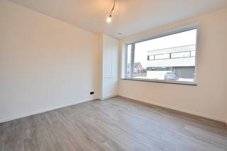 Deze volledig gerenoveerde woning combineert het karakter van een charmante woning uit de jaren ’50 met het comfort en de energiezuinigheid van...