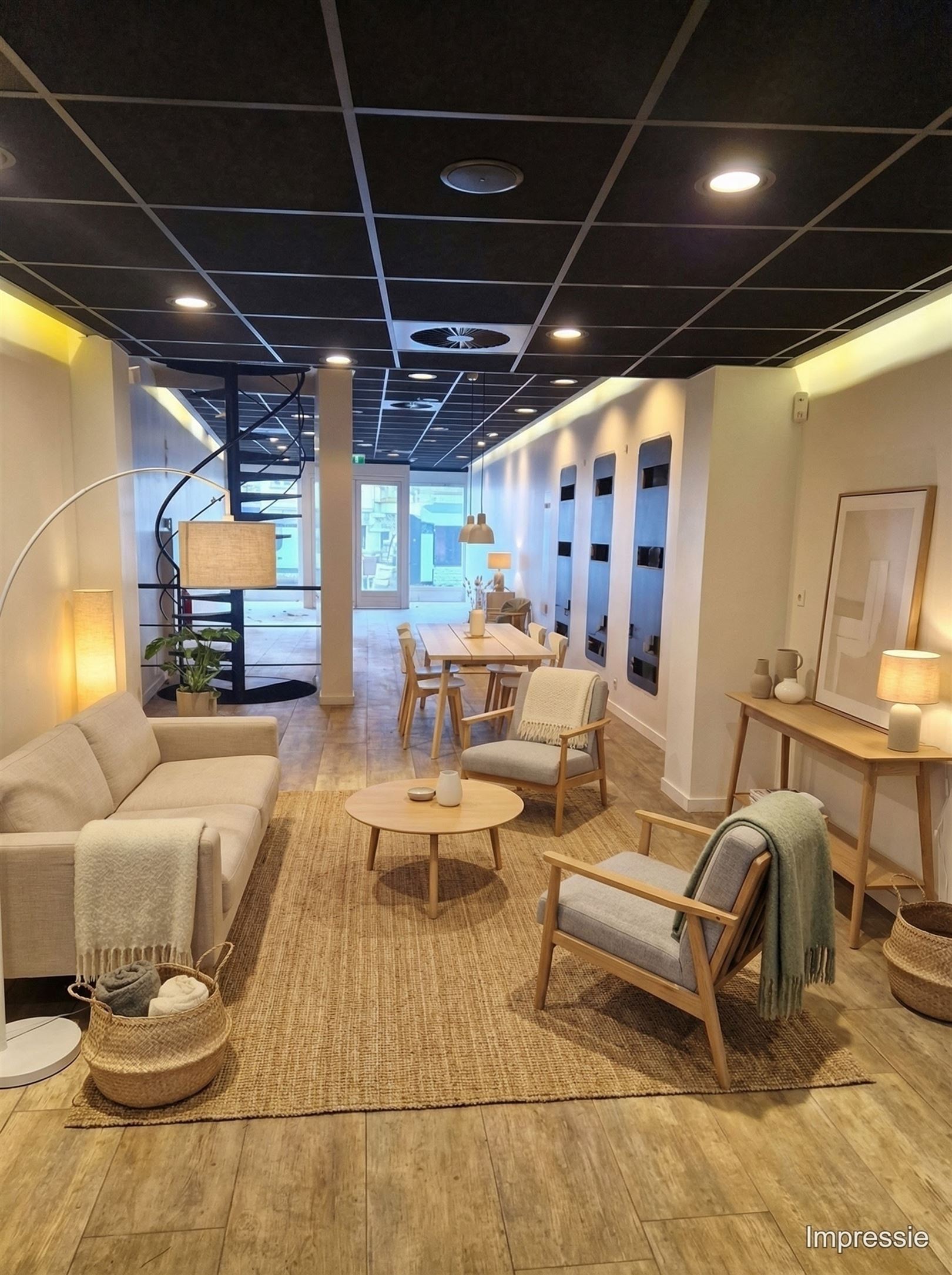 Handelspand met triplex appartement in centrum Mortsel. - foto 4