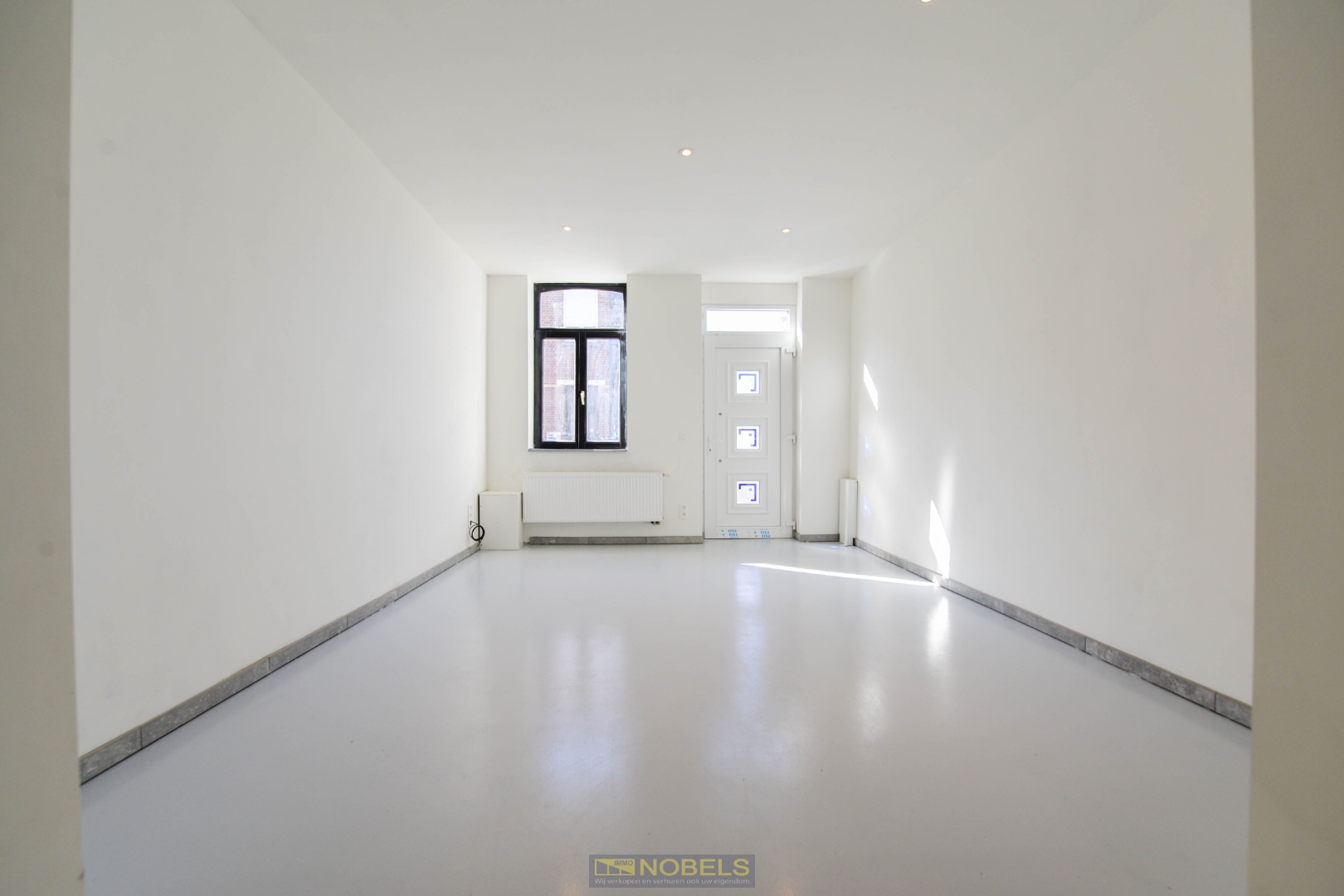 Te koop, instapklare eigendom met stadstuin en 3 slaapkamers op toffe ligging te Ronse - foto 3