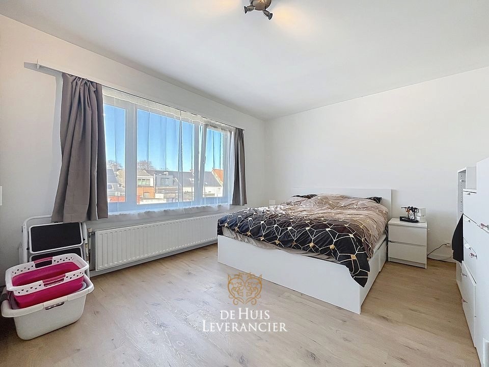 Groot appartement met 2 slpks en staanplaats te koop in centrum Kontich - foto 4