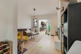 Over een toffe en instapklare starterswoning in het centrum van Brugge gesproken: hier is er één. Deze woning is uitzonderlijk lichtrijk en...