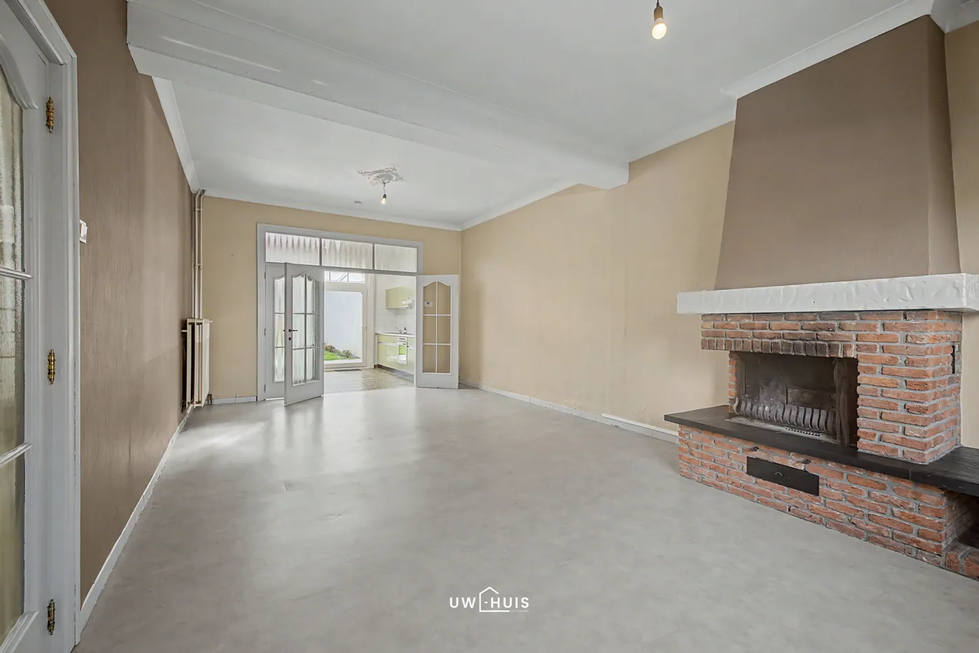 Ruime woning met 4 slaapkamers en tuin nabij het centrum van Hamme - foto 3