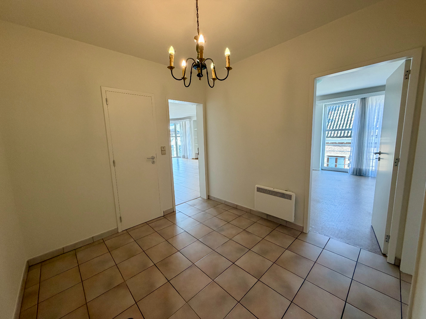 3 slaapkamer appartement in centrum Halle - foto 5
