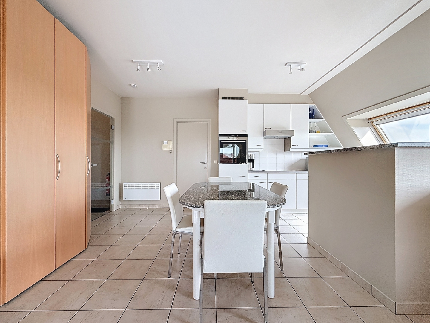 Apartment for sale in Nieuwpoort with 2 bedrooms - photo 4