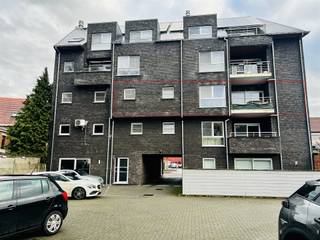Welcome to this beautiful apartment in Dendermonde! This modernly decorated 2-bedroom apartment offers an ideal combination of comfort and style...