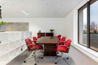 Deze kantoorruimte van 190m² is gesitueerd op het gelijkvloers van een recent gerealiseerd gebouw in de omgeving van ’t Eilandje te Antwerpen...