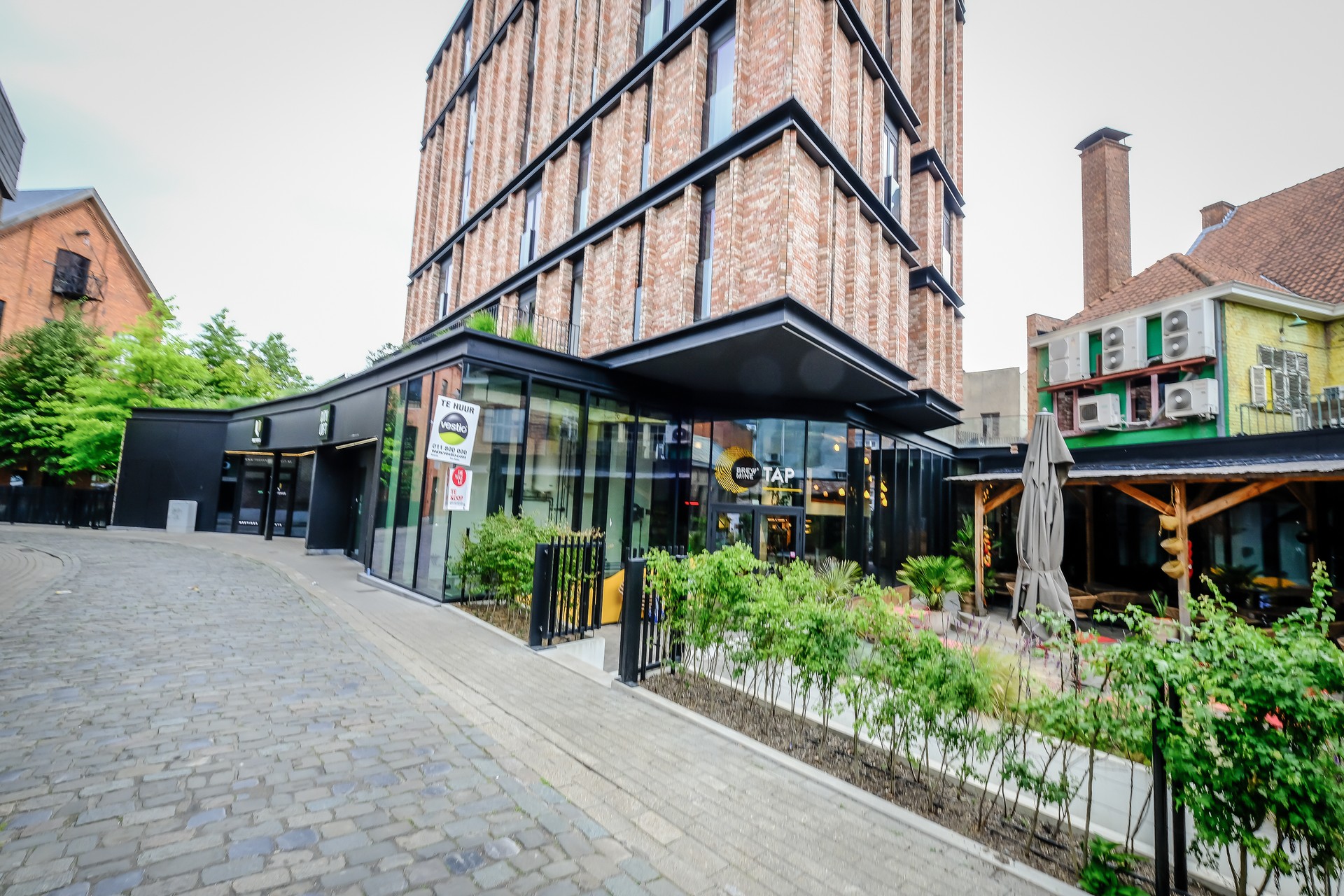 Handelspand van 245 m² op toplocatie in hartje Hasselt - foto 1