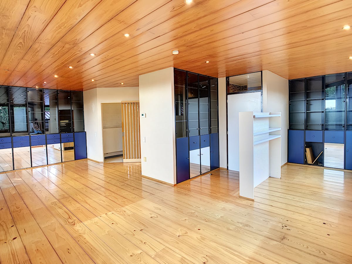 Bungalow met 1 slaapkamer, tuin en garage in Abele - foto 3