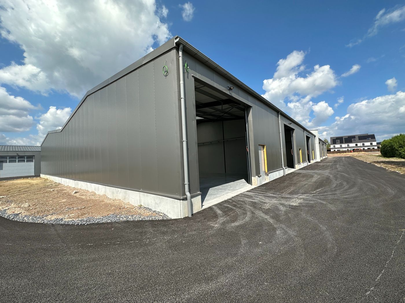 Nieuwbouw KMO-unit van 172 m² langs Heirbaan te koop - photo 2