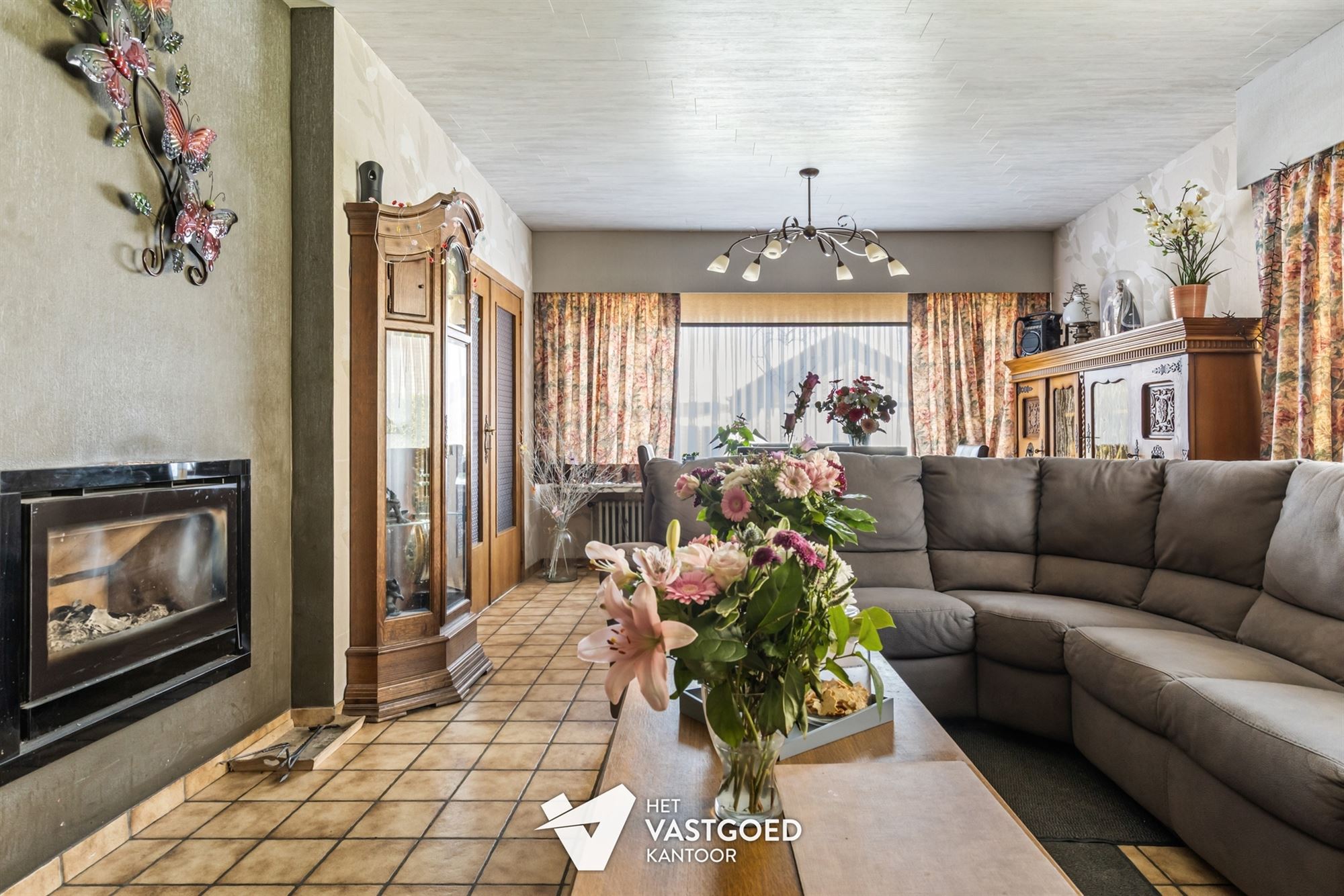 INSTAPKLARE GELIJKVLOERSE WONING MET 4 SLPKS OP RUSTIGE LIGGING - foto 4