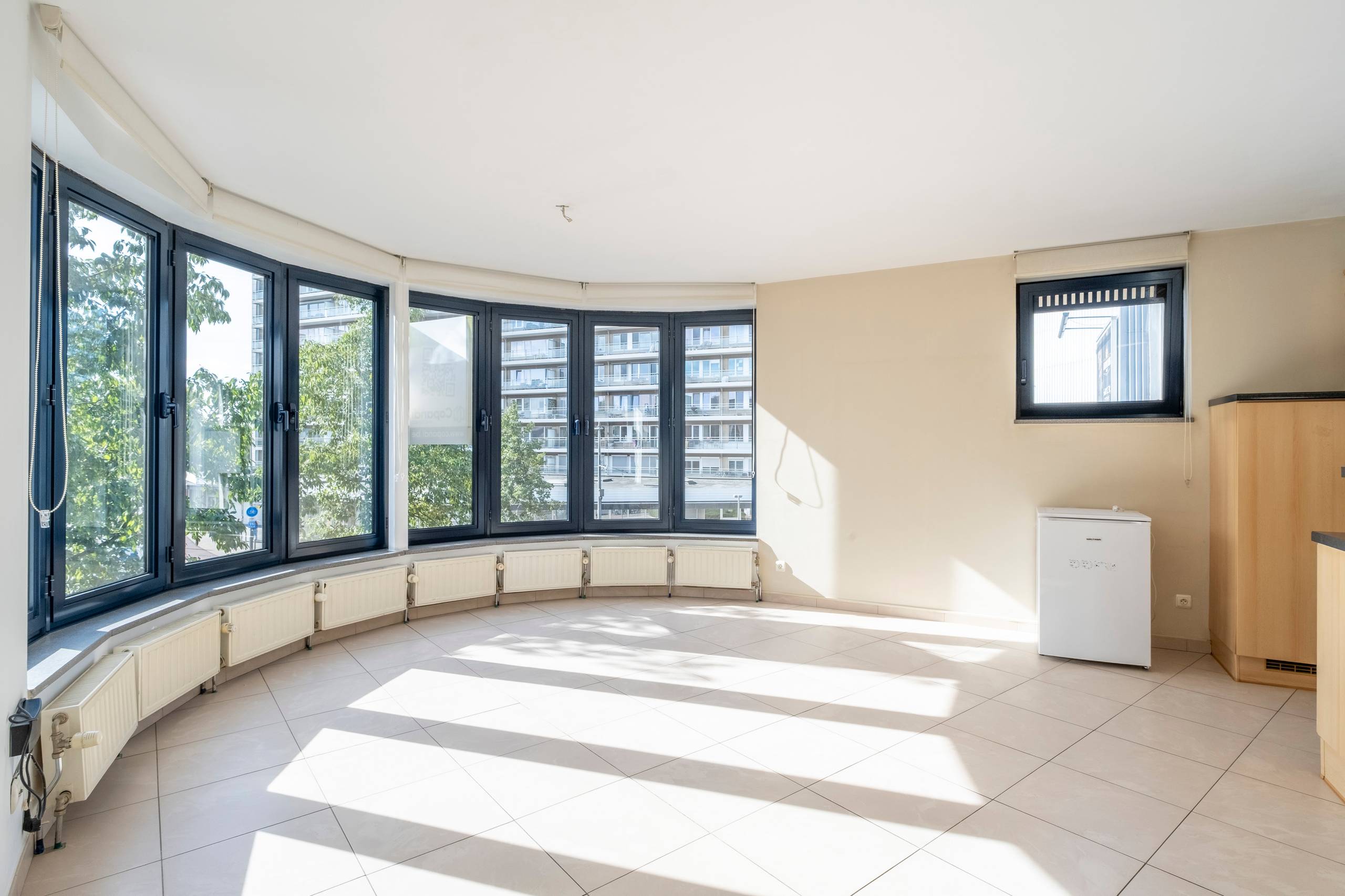 Strategisch 1 slk appartement nabij het Zuid! - foto 2