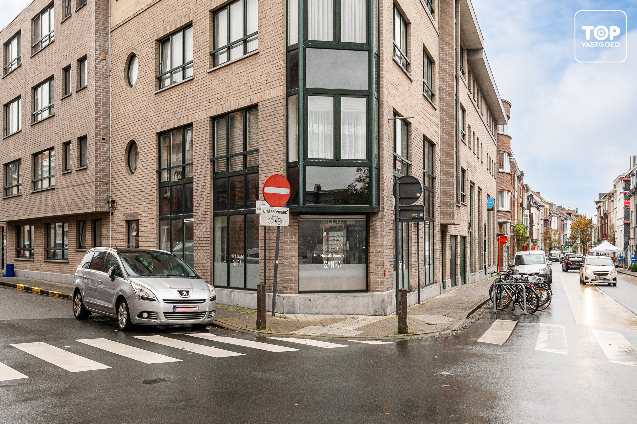 Commercieel interessant gelegen handelspand. Zeer interessant als opbrengsteigendom. - foto 2