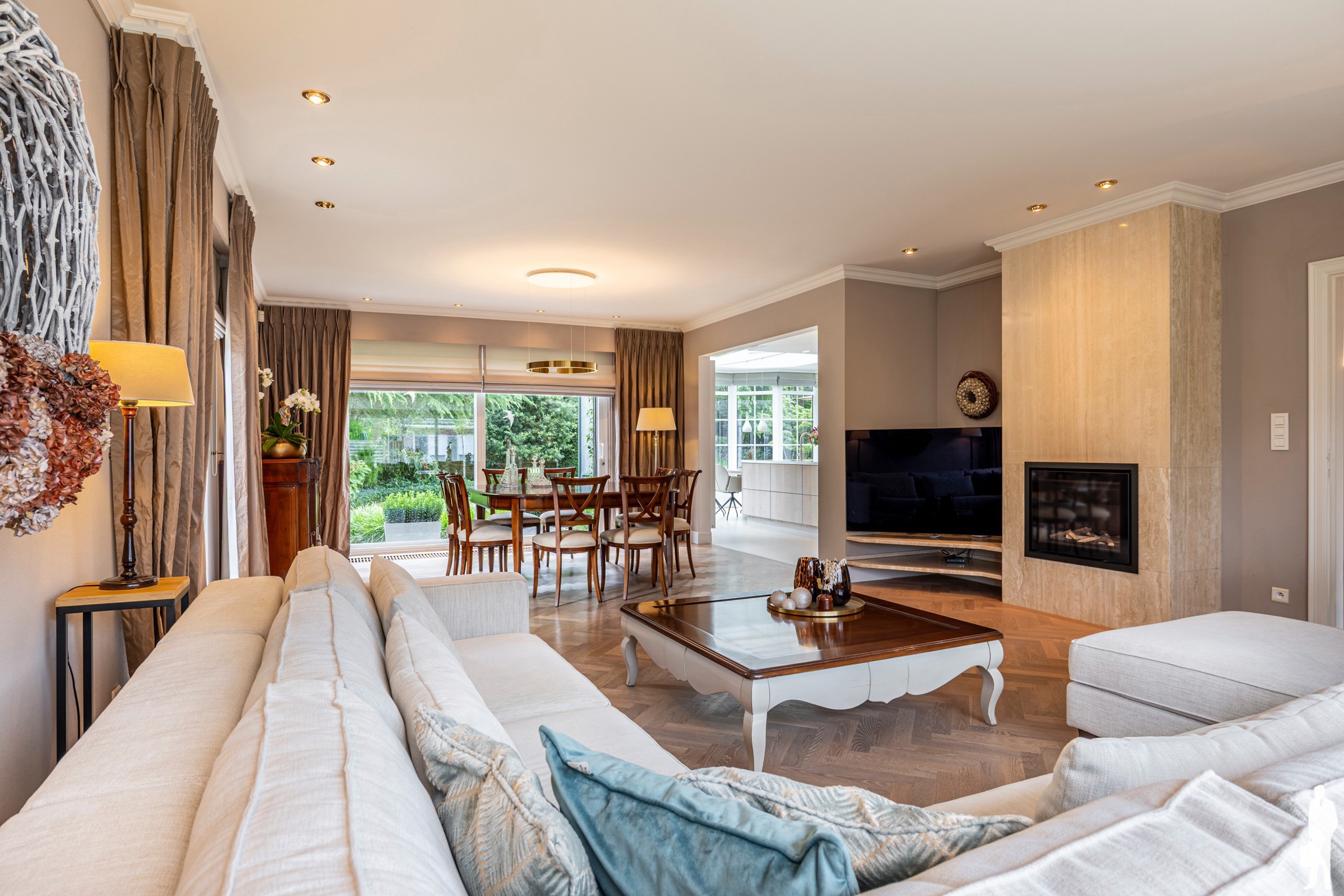 Vrijstaande woning met 3 slaapkamers en prachtig aangelegde tuin in Hoogstraten! - foto 4