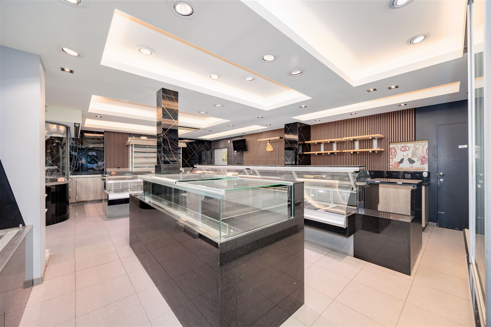 Handelsgelijkvloers op toplocatie in Mortsel - voormalige slagerij  - foto 5