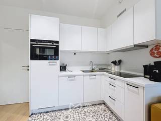 Info en bezichtigingen: +32 2 315 51 71<br />AUDERGHEM: We Invest biedt u deze prachtige nieuwe studio aan, gelegen op de 1e verdieping van een gebouw met lift, vlakbij de VUB, het Delta-ziekenhuis, sportcentra, de wijk rond de begraafplaats van Elsene en het Brusselse openbaar vervoer.<br />De studio beschikt over een ruime en lichte woonkamer met een open, volledig ingerichte keuken, een doucheruimte, een hal met inbouwkasten en een balkon.<br />Naast alle moderne comfort beschikt de studio ook over een kelder.<br />Momenteel verhuurd voor 1.100 € per maand.<br />EPB: B+<br />Elektriciteit conform de voorschriften<br />Zeker een bezichtiging waard!<br />Meer exclusieve aanbiedingen op: www.weinvest.be