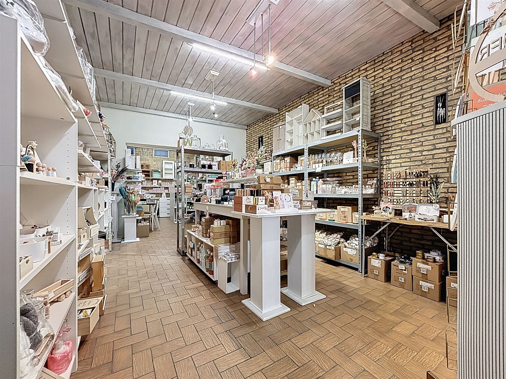 Commercial à louer à Ypres - photo 2