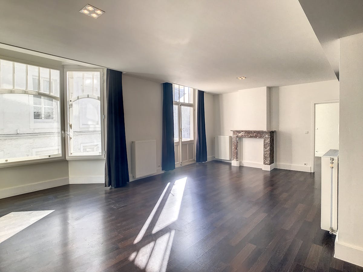 3-kamerappartement te huur op de Grote Markt te Kortrijk - foto 5