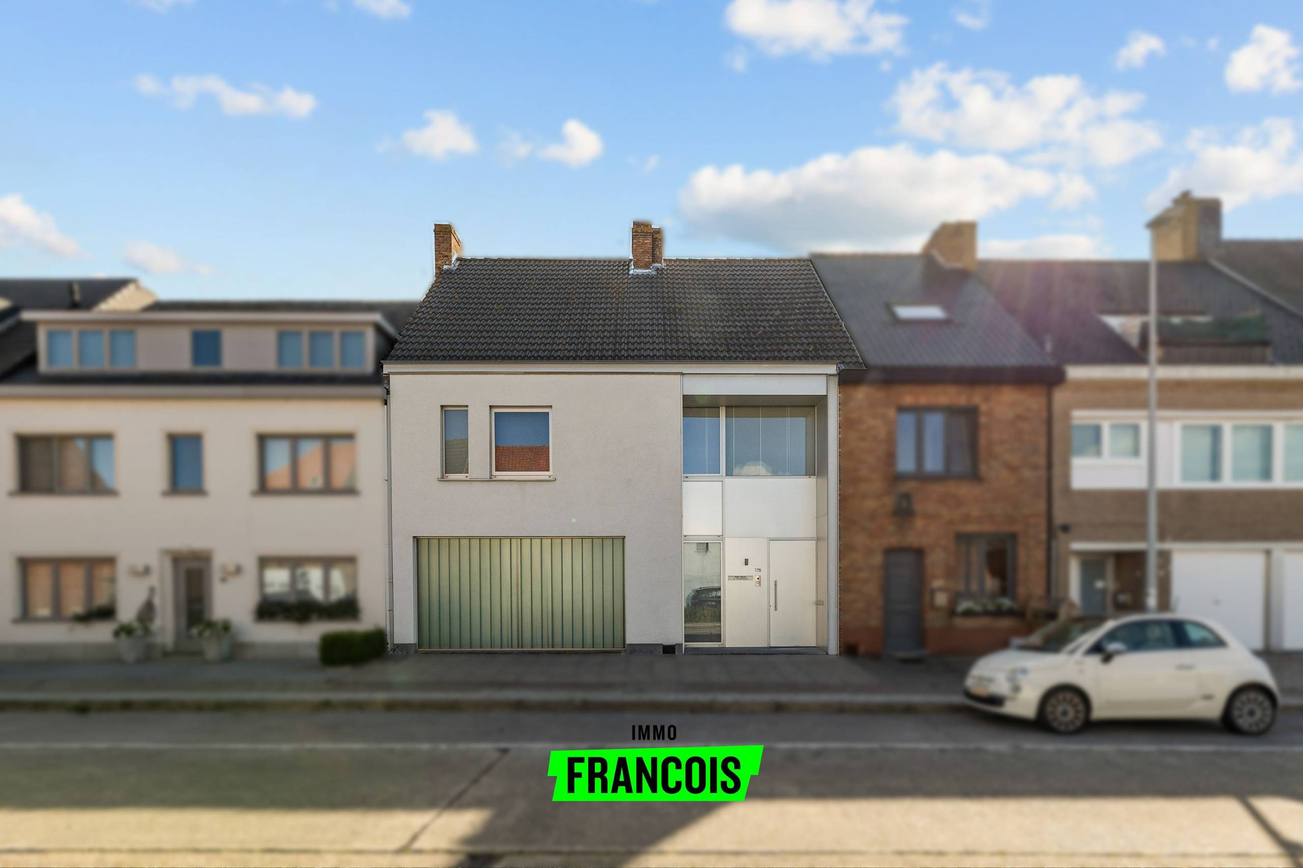 Lichtrijke gezinswoning met aparte praktijkruimte en tuin - foto 1