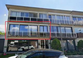 Grotendeels gerenoveerd.Instapklaar.Elektriciteit moet nog gekeurd worden.Asbest attest nog aanvragen.EPC attest moet nog vernieuwd worden dus...