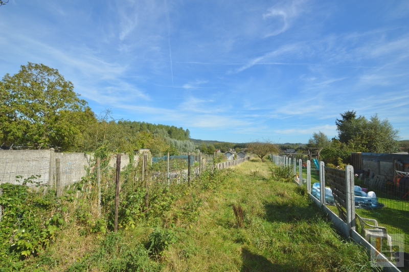 Rustig gelegen tweegevelwoning met leuk, groen verzicht - foto 3