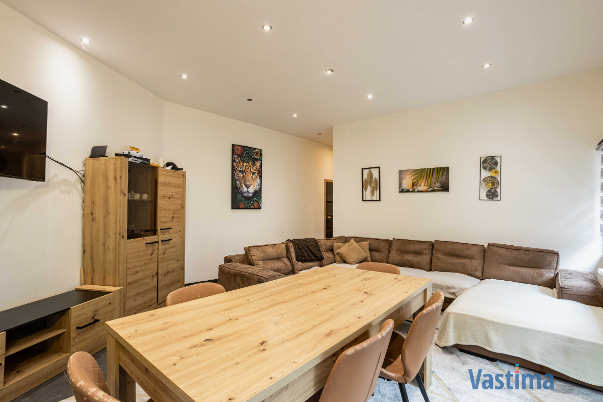 Ruime woning met twee volwaardige wooneenheden nabij centrum Aalst - foto 5
