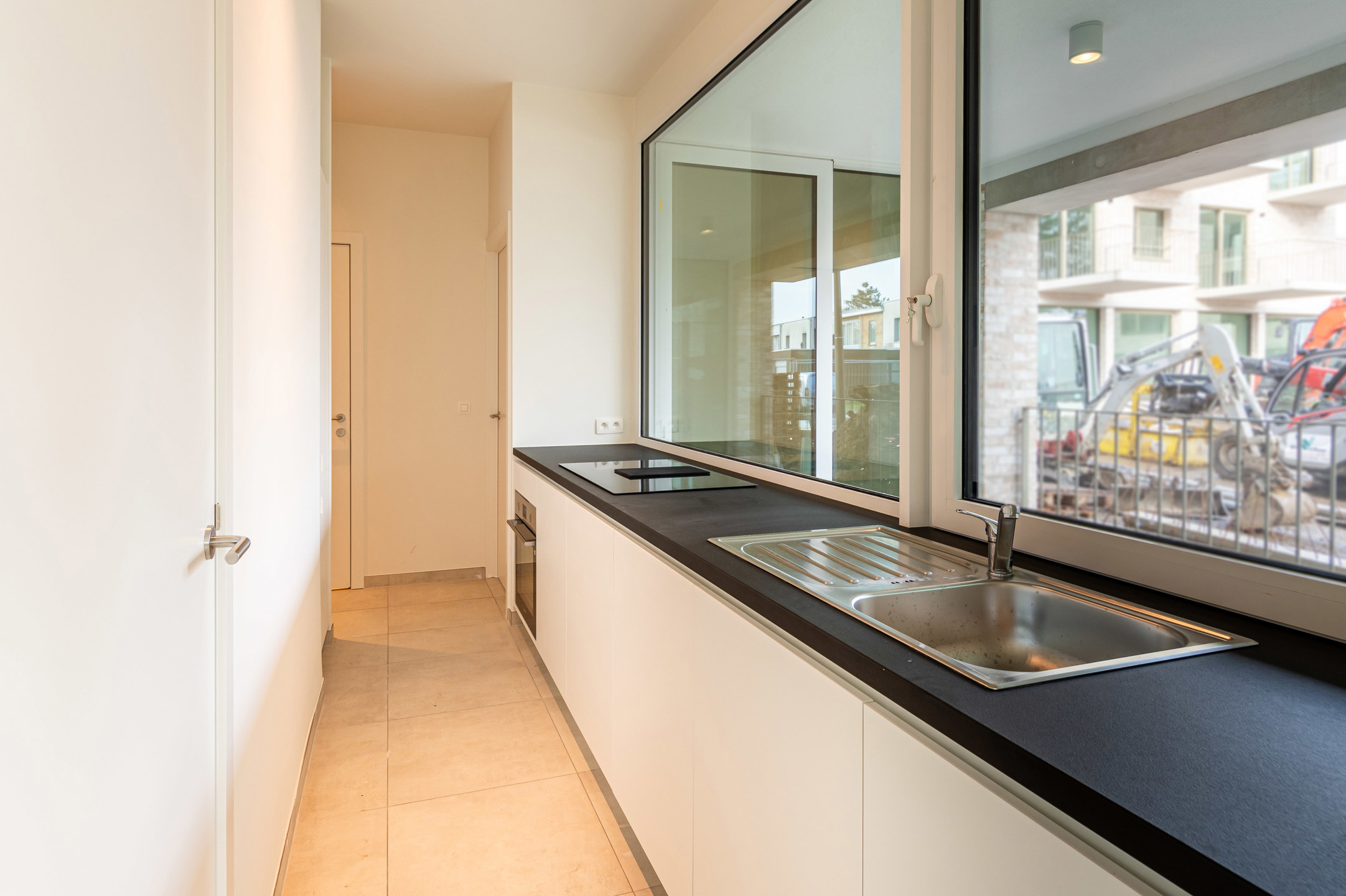 Gelijkvloersappartement met 2 slaapkamers - foto 4