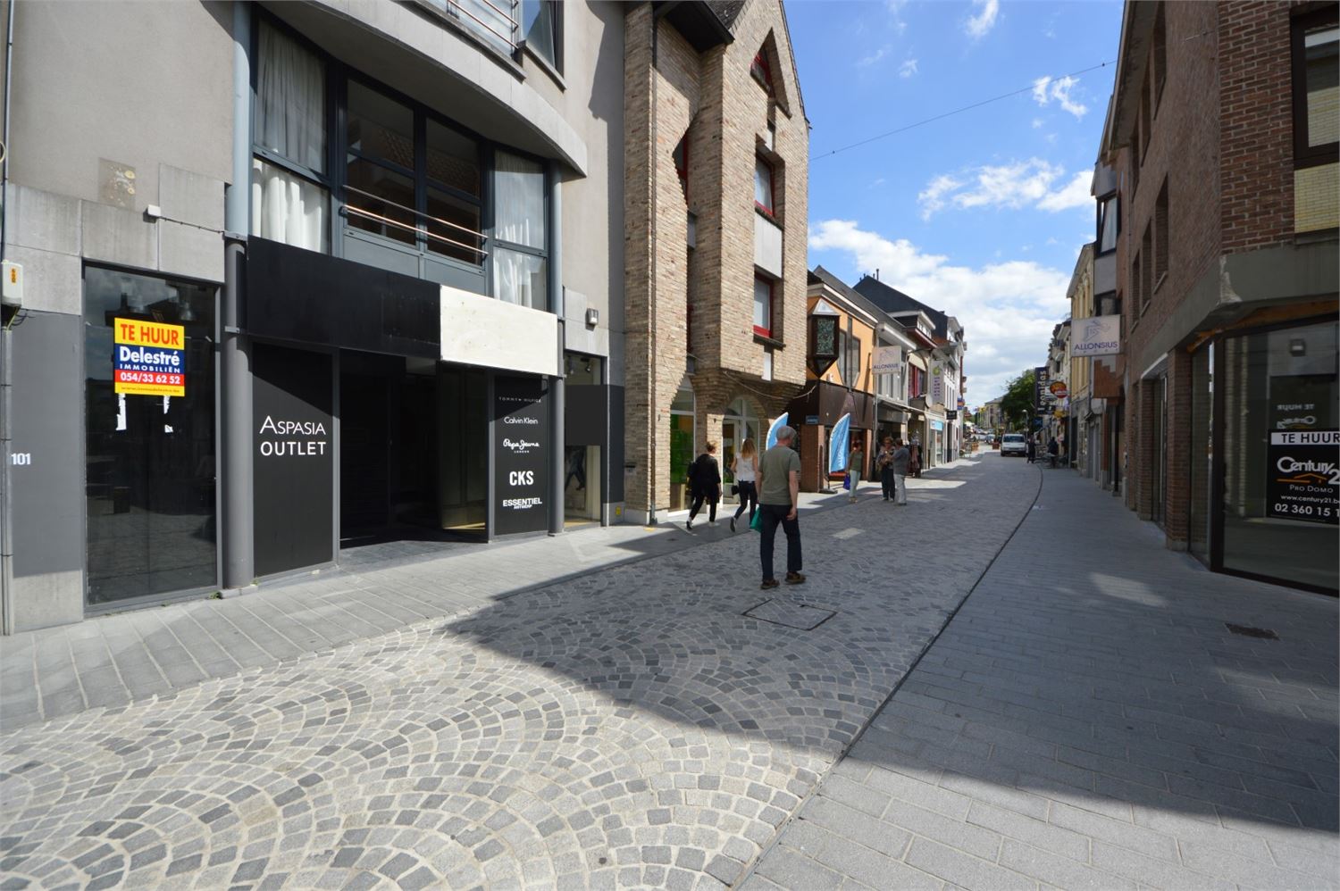 Commercial à louer à Hal - photo 2