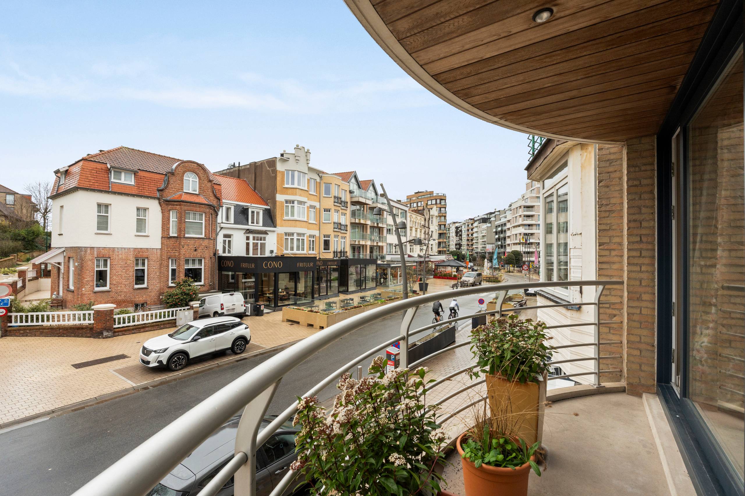 Instapklaar 2-slaapkamerappartement te koop in De Panne! - foto 3