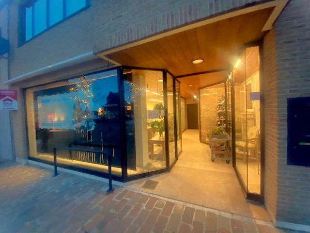 Handelsruimte op topligging centrum Moorslede - foto 2