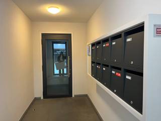 Op zoek naar een comfortabel en lichtrijk appartement op een topligging?Dit aangename appartement is gelegen in het hartje van Waregemen biedt alles...