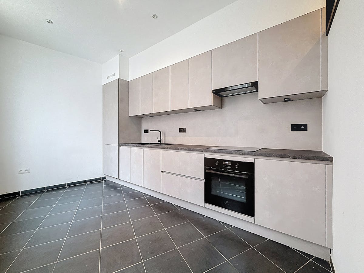 Ruim appartement met 2 slaapkamers te huur in Borgerhout - foto 5