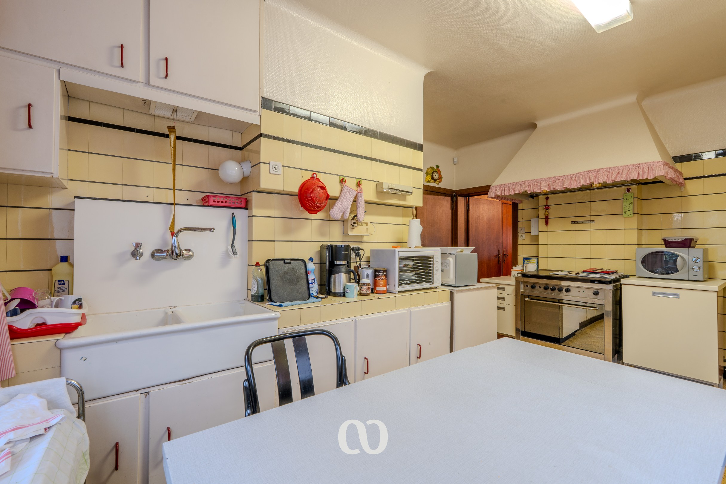 Zeer grote karaktervolle woning in art-deco stijl met tal van mogelijkheden - foto 5