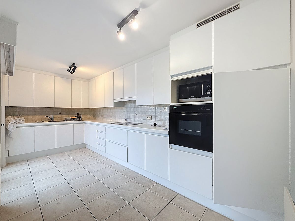 Appartement spacieux avec belle vue sur la verdure à louer à Waregem - photo 5