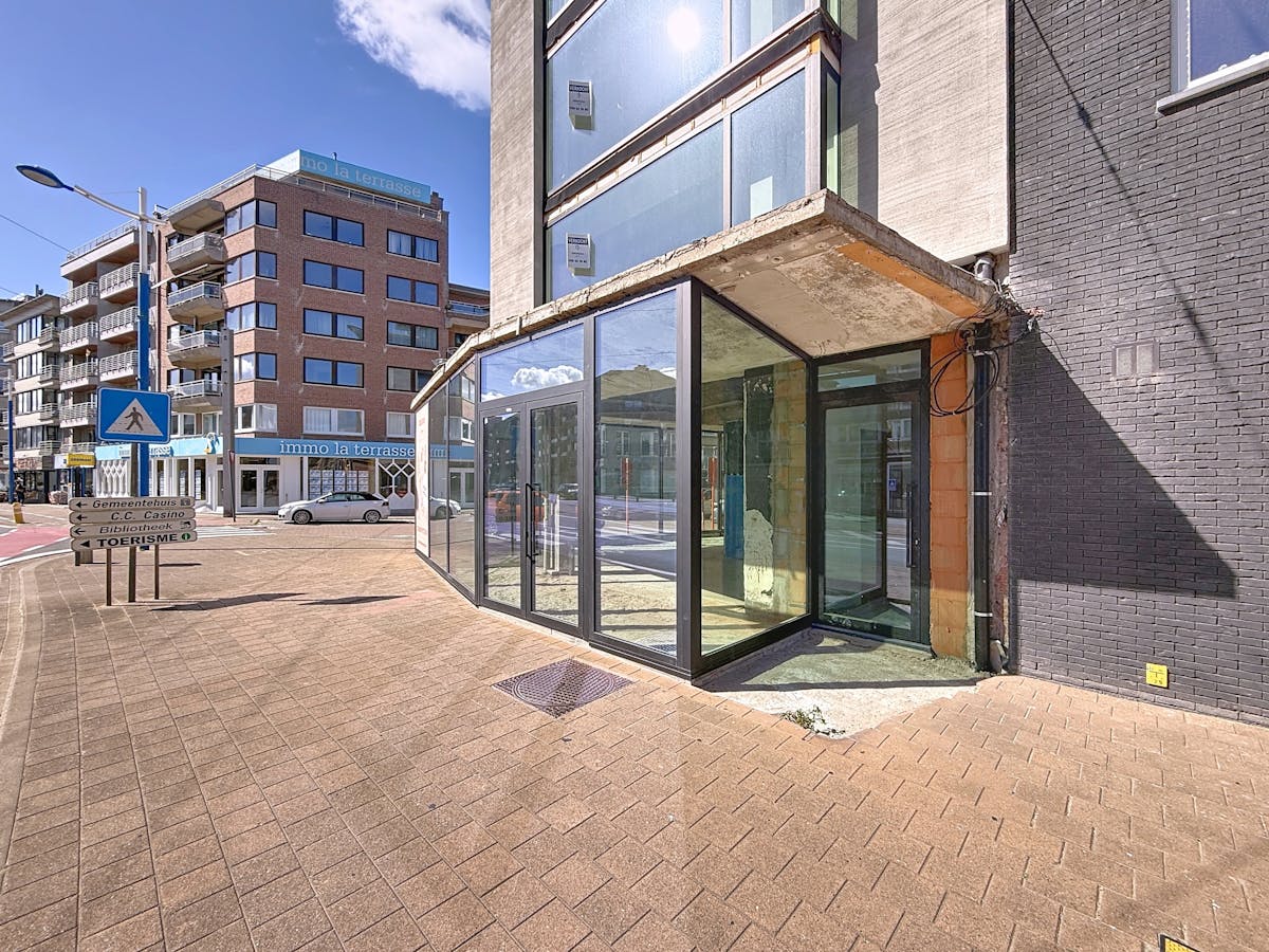 Casco commercial property on a commercial location in Koksijde-bad. - photo 4