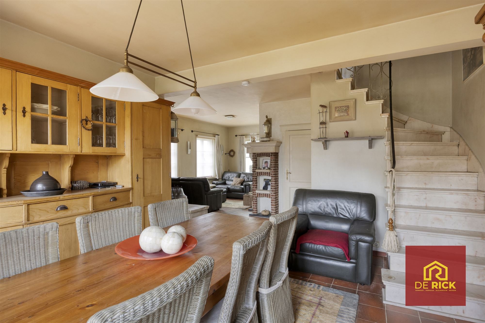 Gunstig gelegen drie gevel woning met garage - foto 5