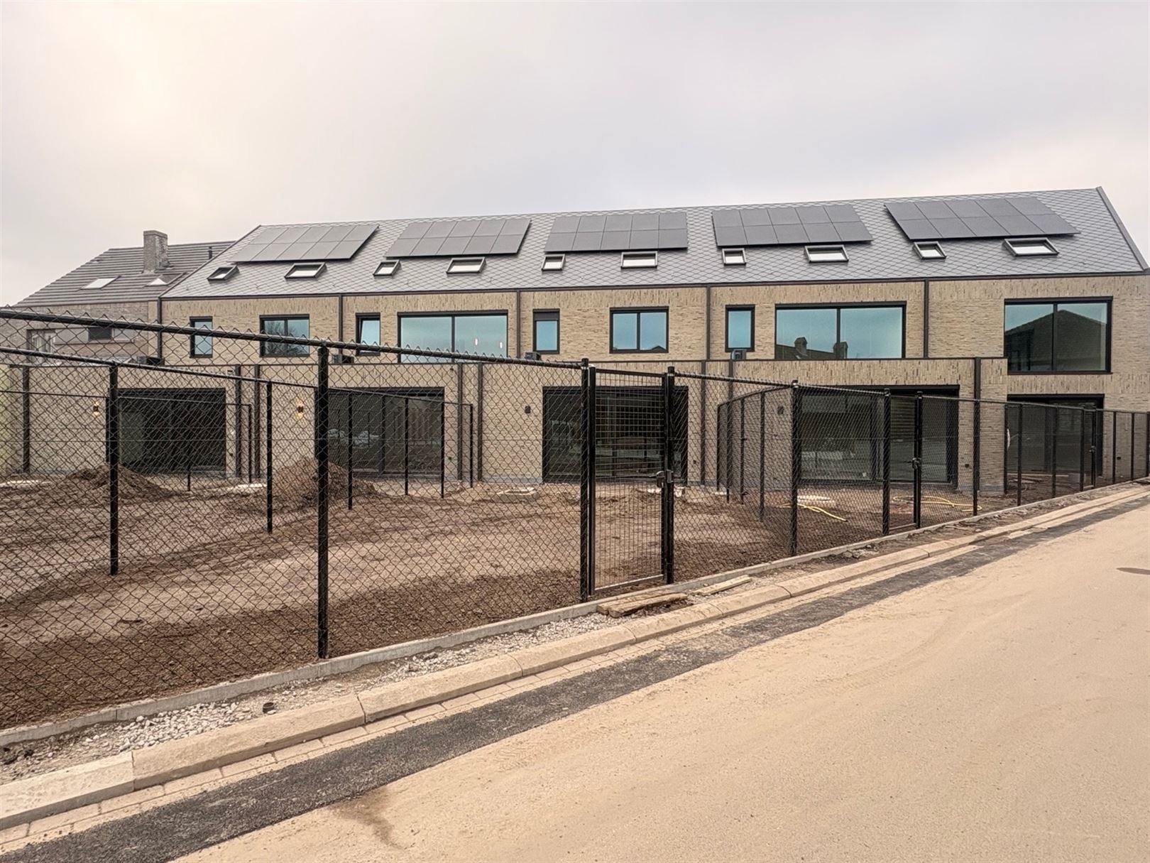 House for rent in Grembergen with 4 bedrooms - photo 5