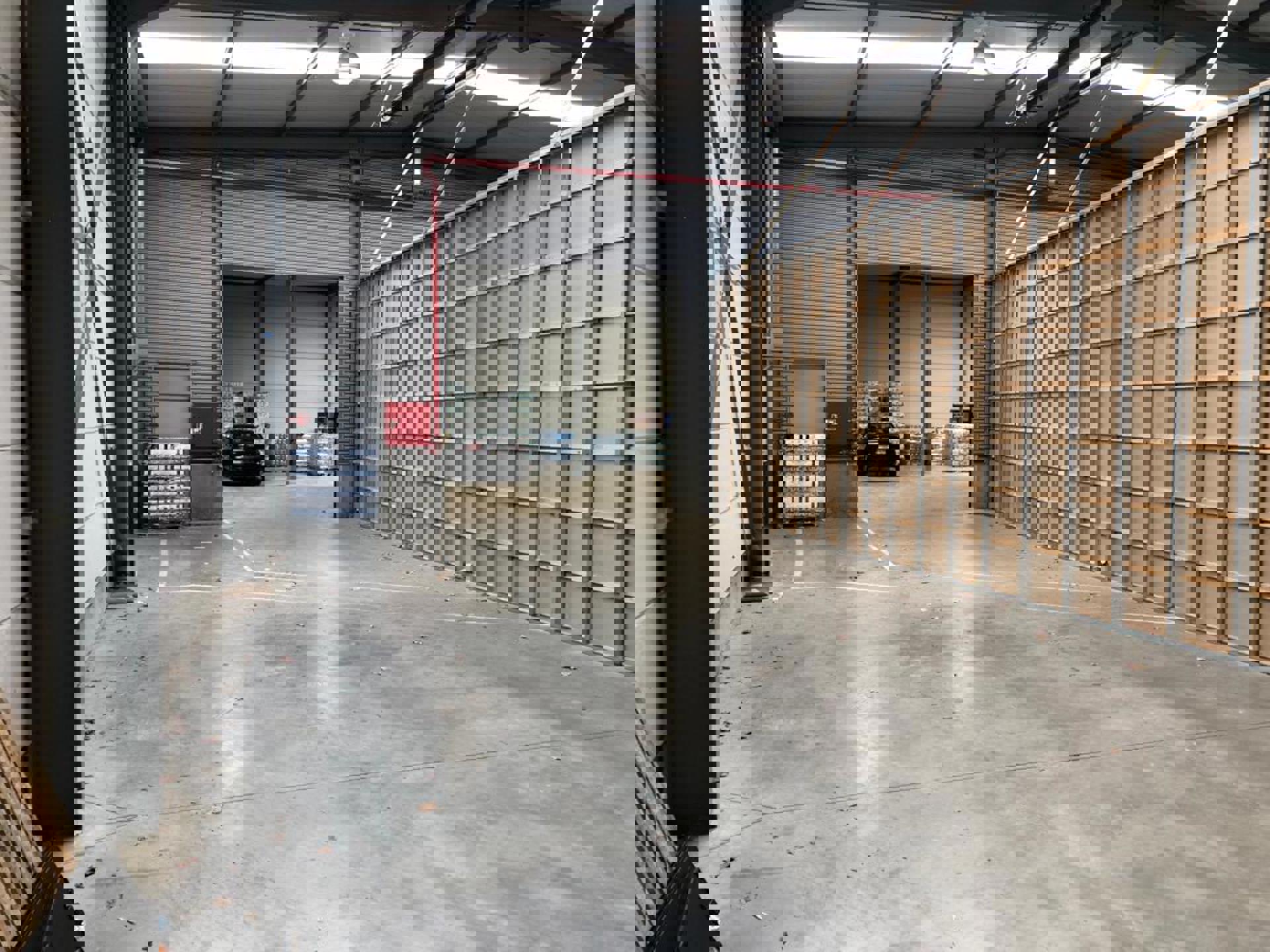 Magazijn 880m² te huur - foto 2