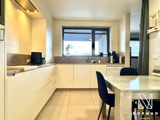 Deze instapklare bel-etagewoning is ideaal gelegen vlakbij het centrum van Kuurne en biedt een comfortabele en praktische indeling.Op het...