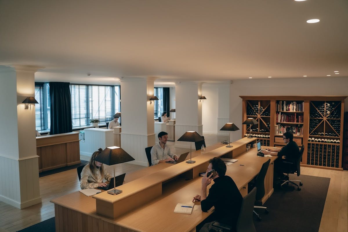 Office (380 m²) for rent in the center of Ghent - photo 4
