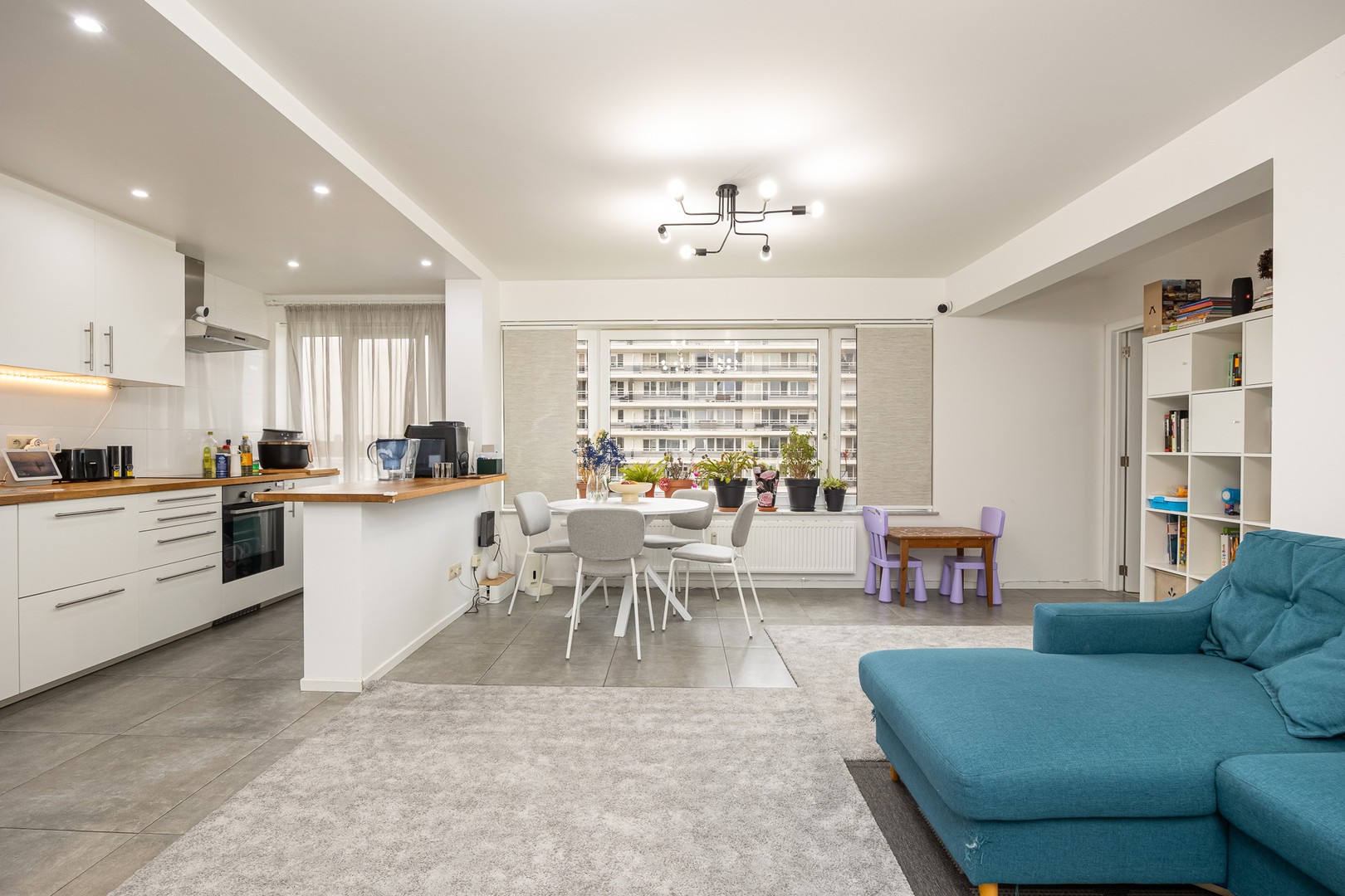 Ruim &amp; instapklaar appartement met 3 slaapkamers en prachtig uitzicht - foto 3